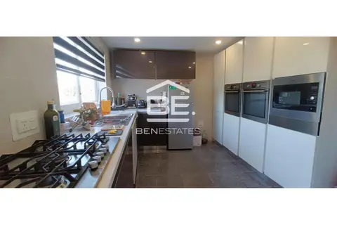 3 Bedroom Farm House For Sale in Siggiewi
