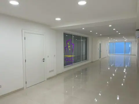 Office to rent in St. Julians