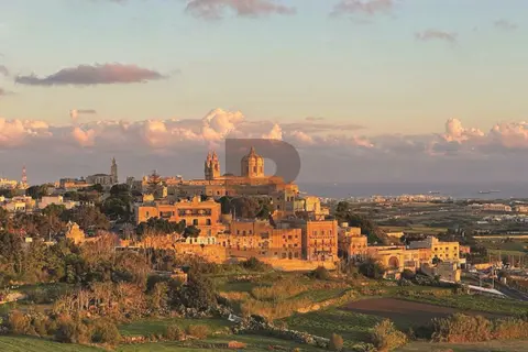 3 Bedroom Penthouse To Rent in Rabat