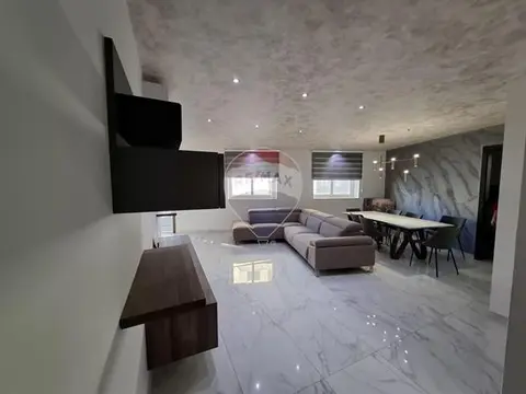 2 bedroom Maisonette for sale in Safi