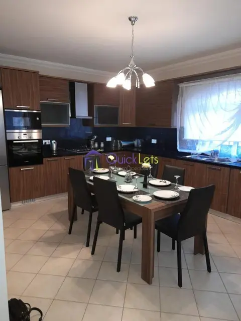 3 bedroom Apartment to rent in Sliema