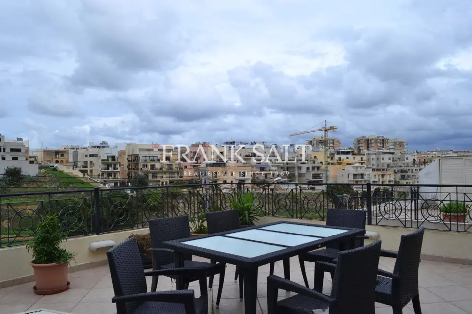 St Julians, Furnished Maisonette