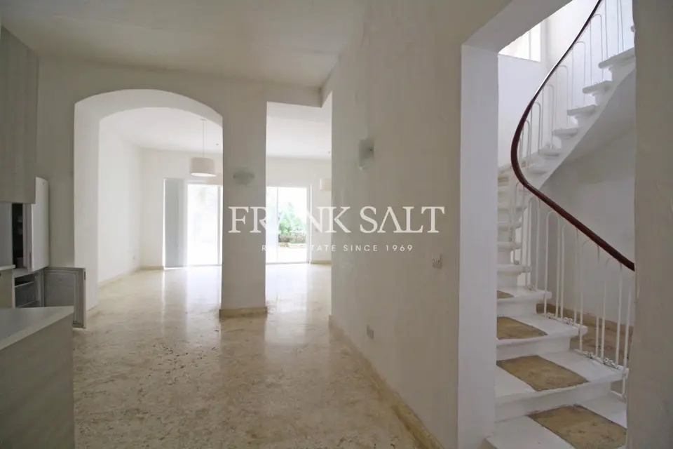 St Julians, Converted Town House