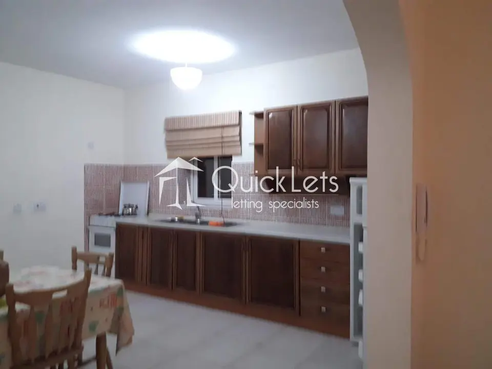 Duplex 3 chambres à louer à Marsaskala