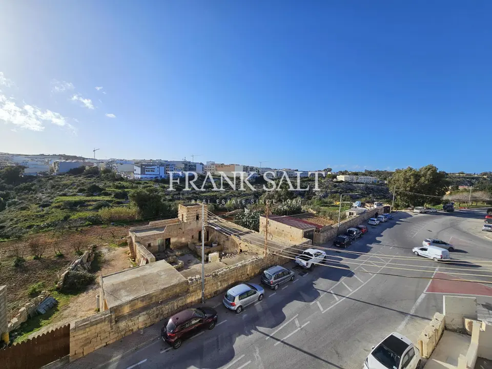 Mosta, Furnished Apartment