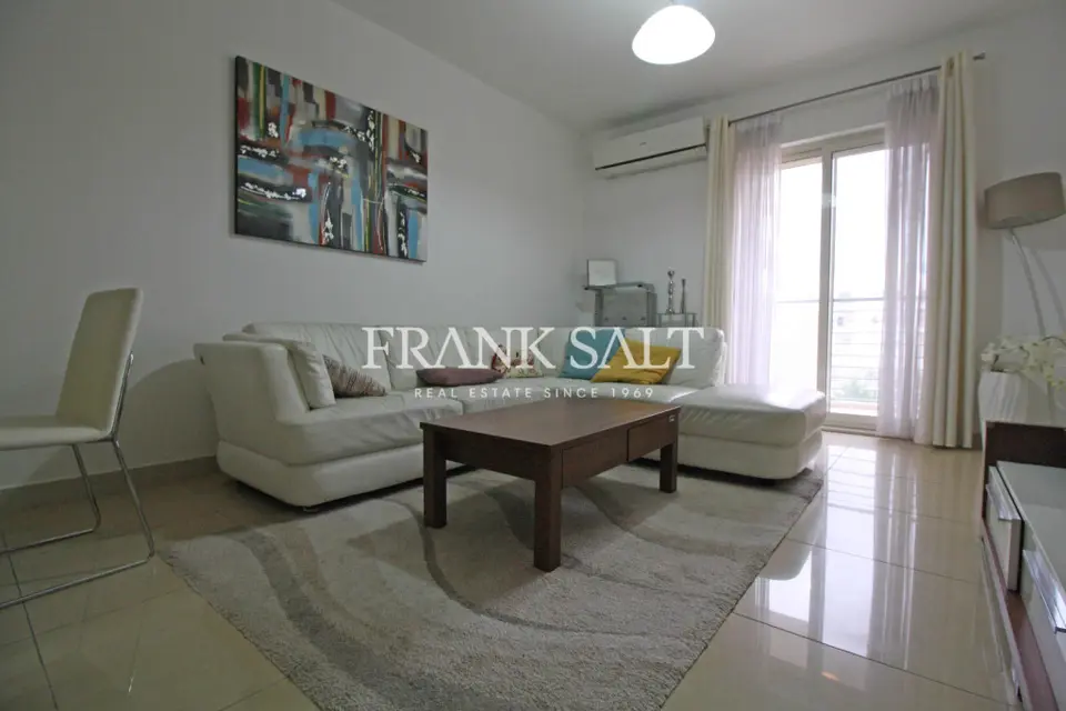 Gzira, Furnished Apartment