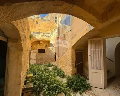 House of Character for sale in Gozo - Victoria