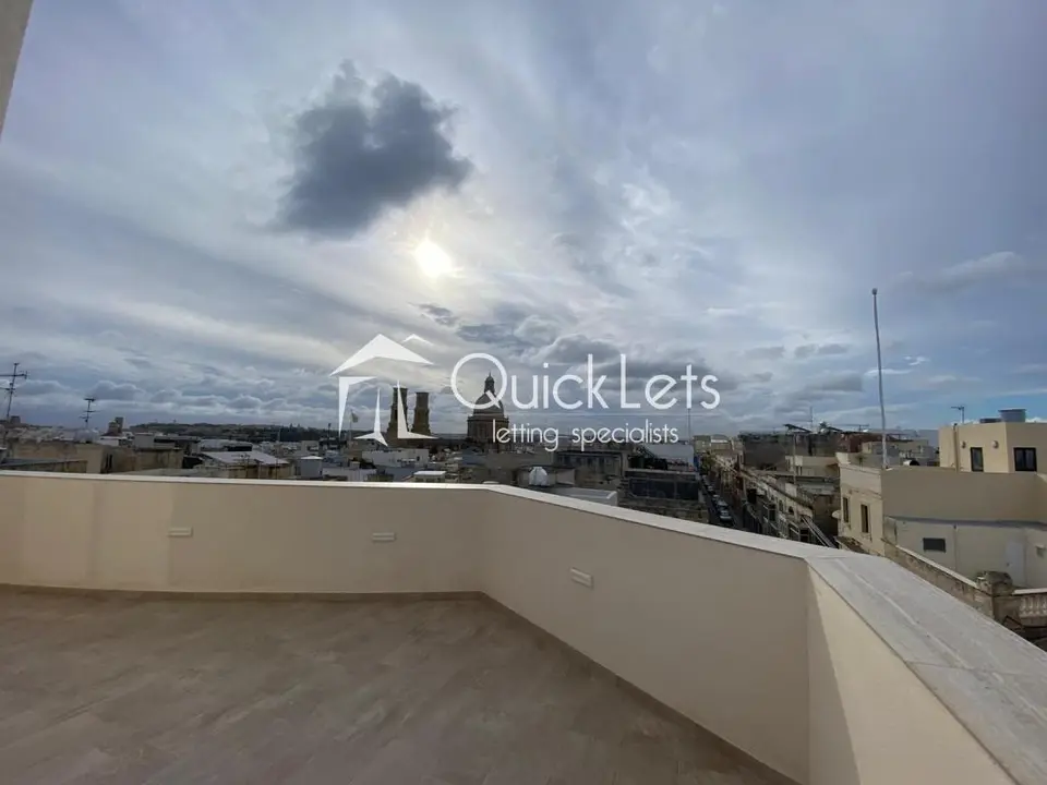 1 bedroom Penthouse to rent in Hamrun