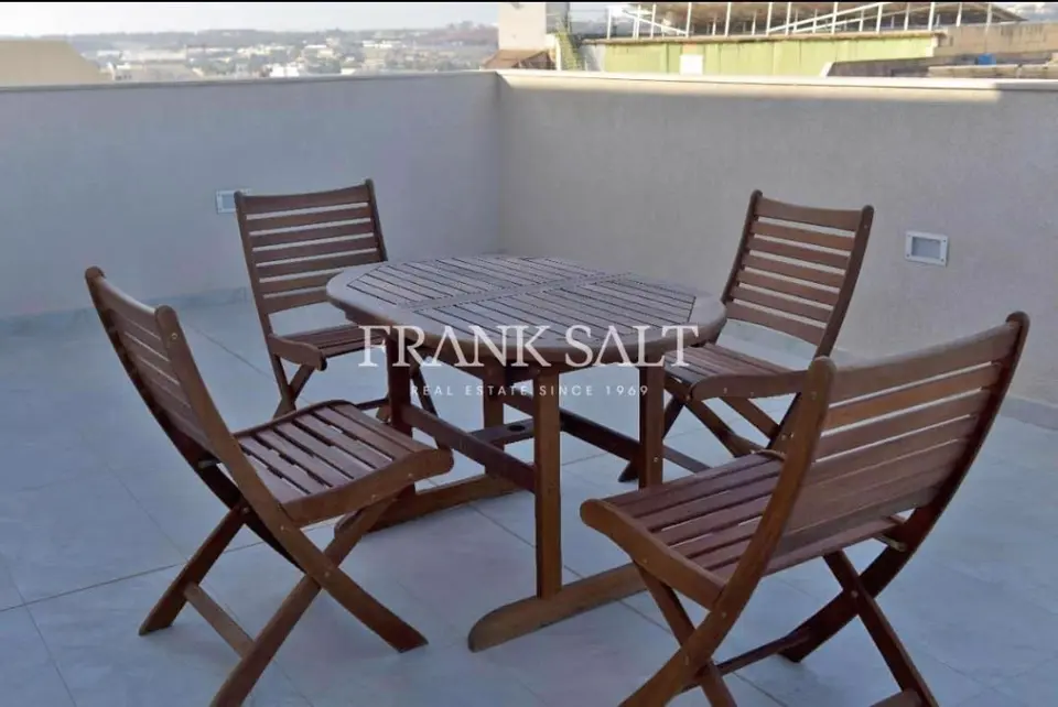 Santa Venera, Furnished Penthouse