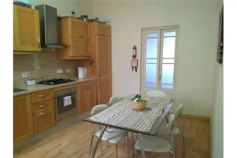 2 bedroom Apartment to rent in Gzira