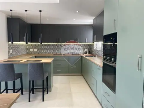 2 bedroom Penthouse to rent in Gozo - Victoria