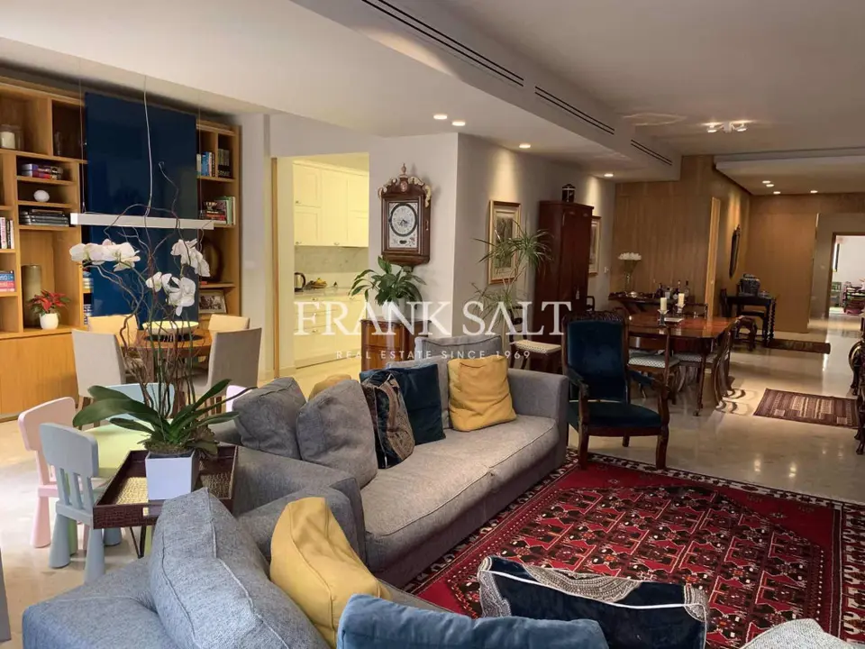 Sliema, Apartment