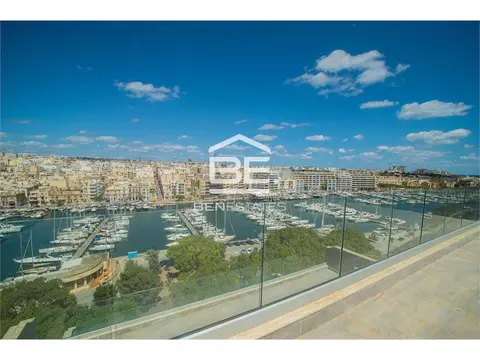 Office to rent in Pieta