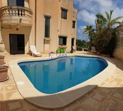 Villa 4 chambres à louer à Madliena