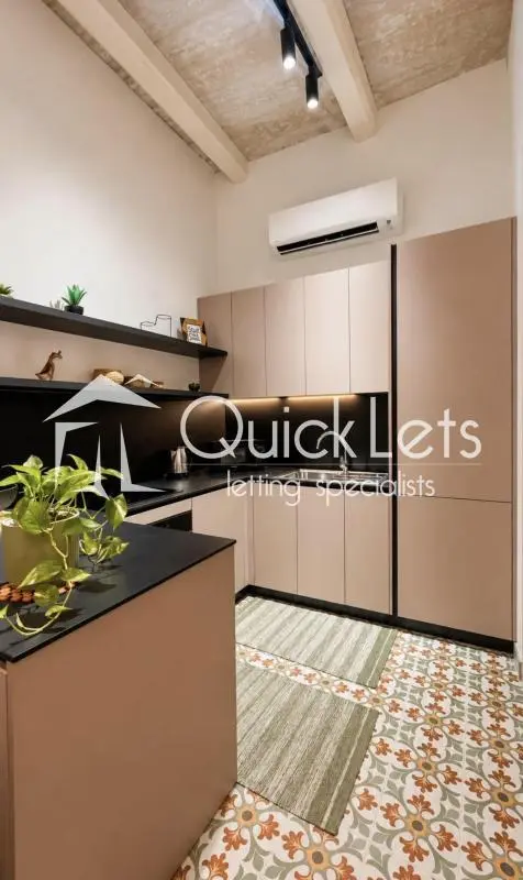 1 bedroom Maisonette to rent in Sliema