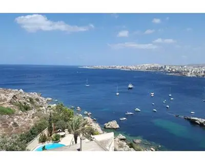 3 bedroom Penthouse to rent in Xemxija
