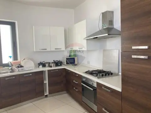 2 bedroom Penthouse to rent in Attard