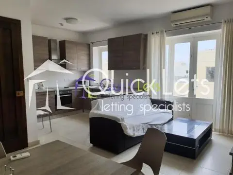 2 bedroom Penthouse to rent in Sliema