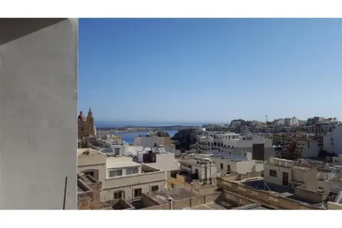 2 bedroom Penthouse to rent in Mellieha