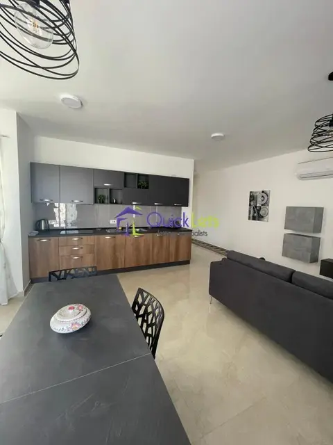 2 bedroom Penthouse to rent in Iklin