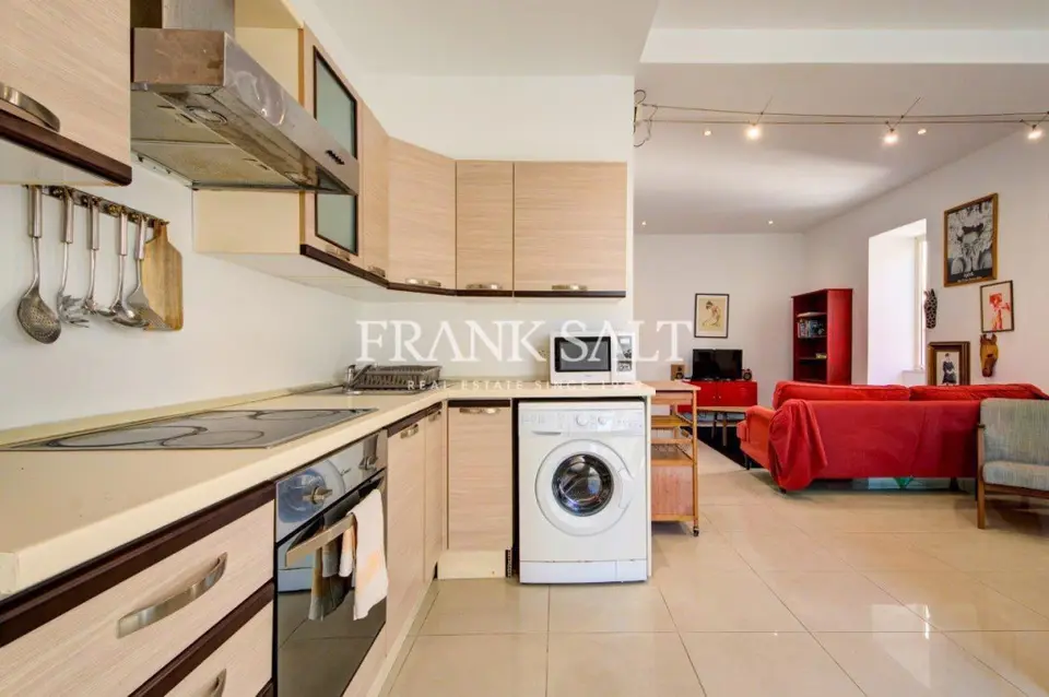 St Julians, Furnished Apartment
