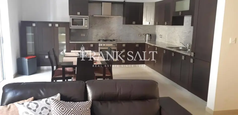 Gzira, Furnished Apartment