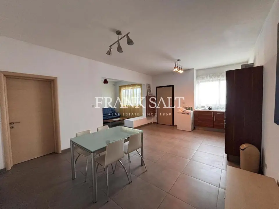 Naxxar, Furnished Maisonette
