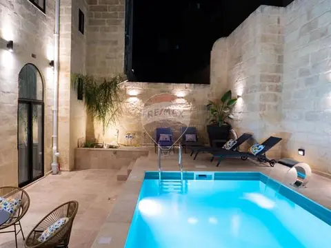 5 bedroom Townhouse to rent in Sliema