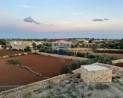 2 bedroom Apartment to rent in Zurrieq