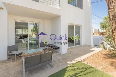 4 bedroom Semi Detached Villa  to rent in San Gwann