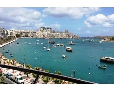 2 bedroom Apartment to rent in Gzira