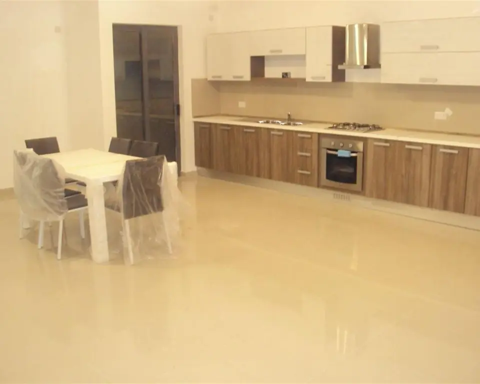3 bedroom Apartment to rent in Zebbug