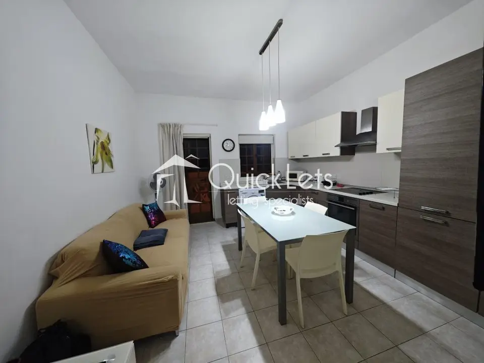 2 bedroom Apartment to rent in Sliema