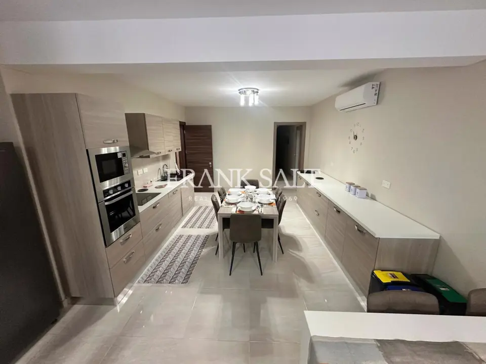 Qormi, Furnished Maisonette
