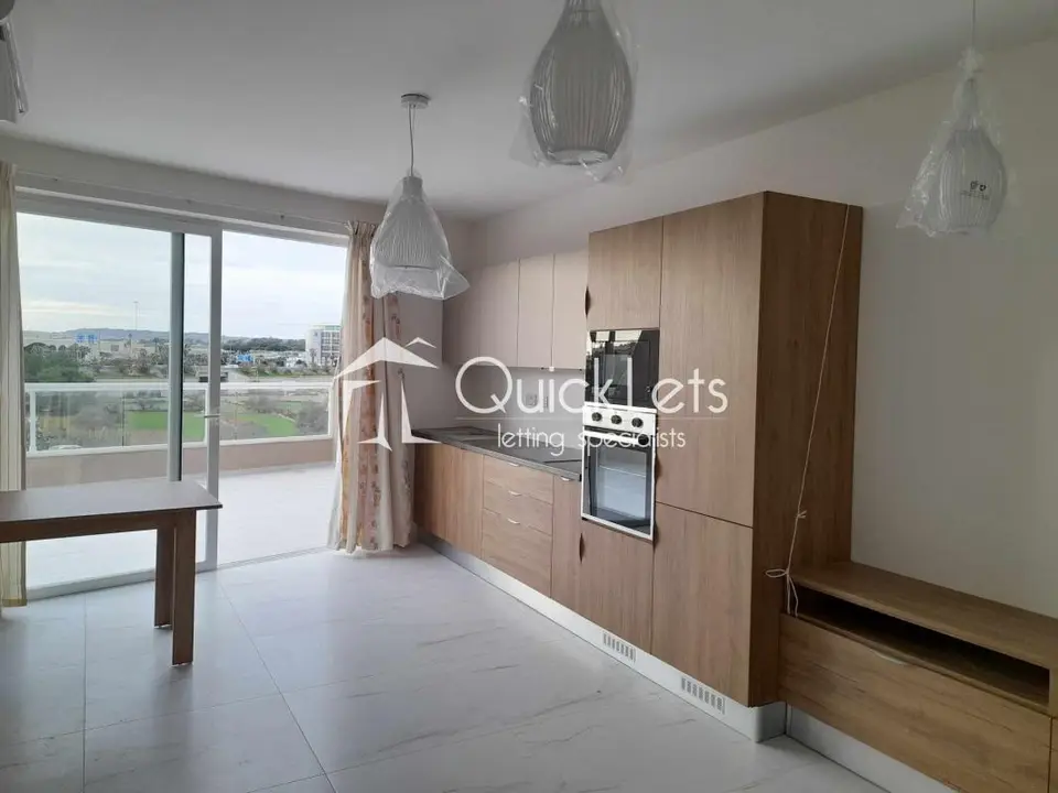 3 bedroom Penthouse to rent in Gudja
