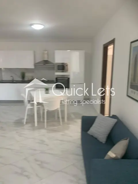 2 bedroom Apartment to rent in Gzira