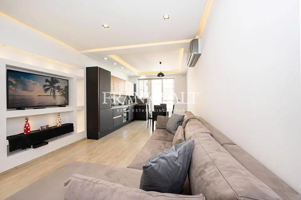 Gzira, Furnished Apartment