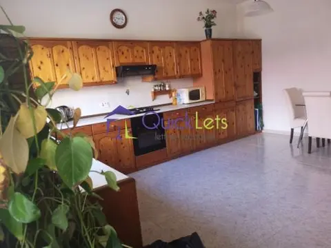 4 bedroom Maisonette to rent in Swieqi