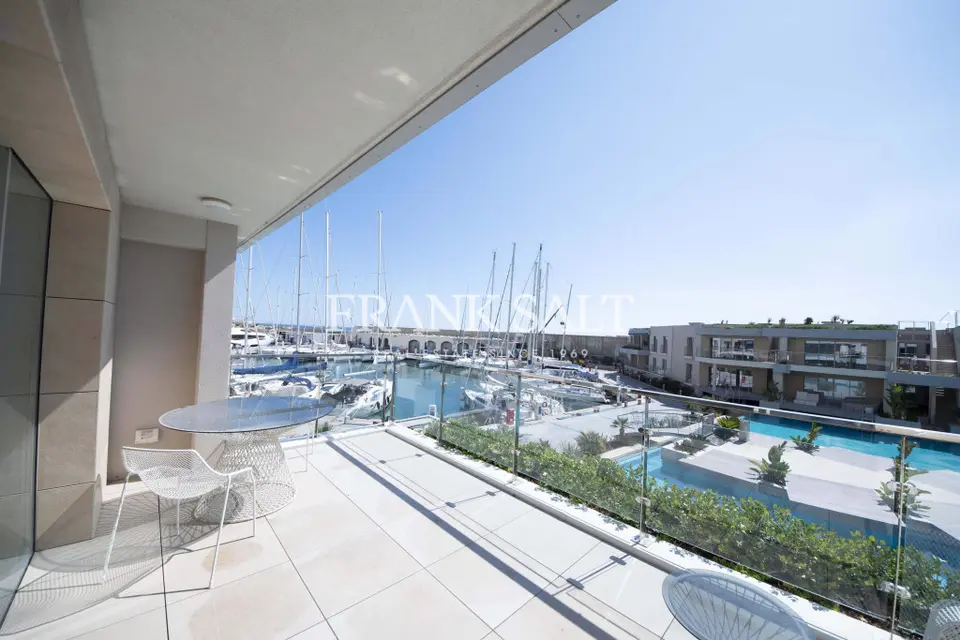Portomaso Laguna, Apartment