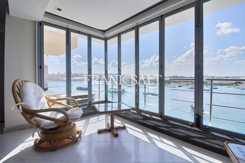 Sliema, Apartment
