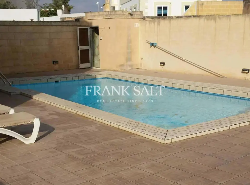 Madliena, Furnished Villa