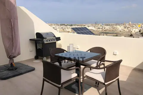 2 Bedroom Penthouse For Sale in Santa Venera