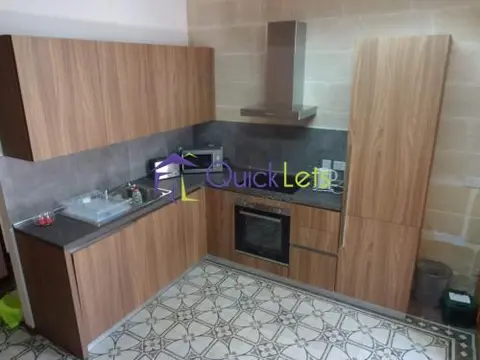1 bedroom Townhouse to rent in Tarxien