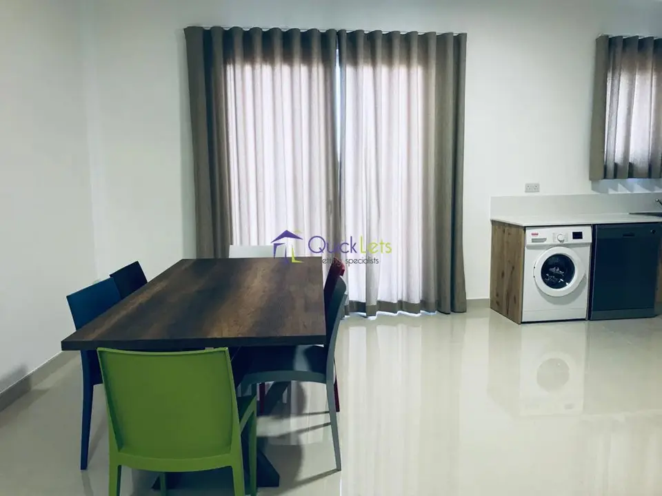 4 bedroom Apartment to rent in San Gwann