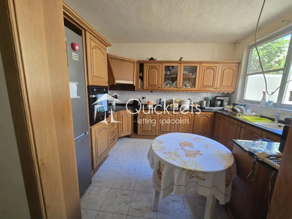 5 bedroom Townhouse to rent in Balzan
