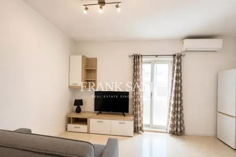1 Bedroom Apartment For Sale in Swieqi