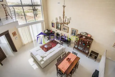 6 bedroom Semi Detached Villa to rent in Gozo