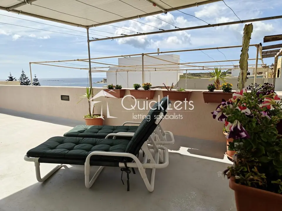 Penthouse 1 chambre à louer à Marsaskala