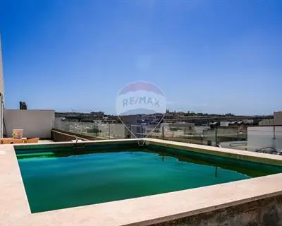 3 bedroom Penthouse for sale in Ta' Xbiex