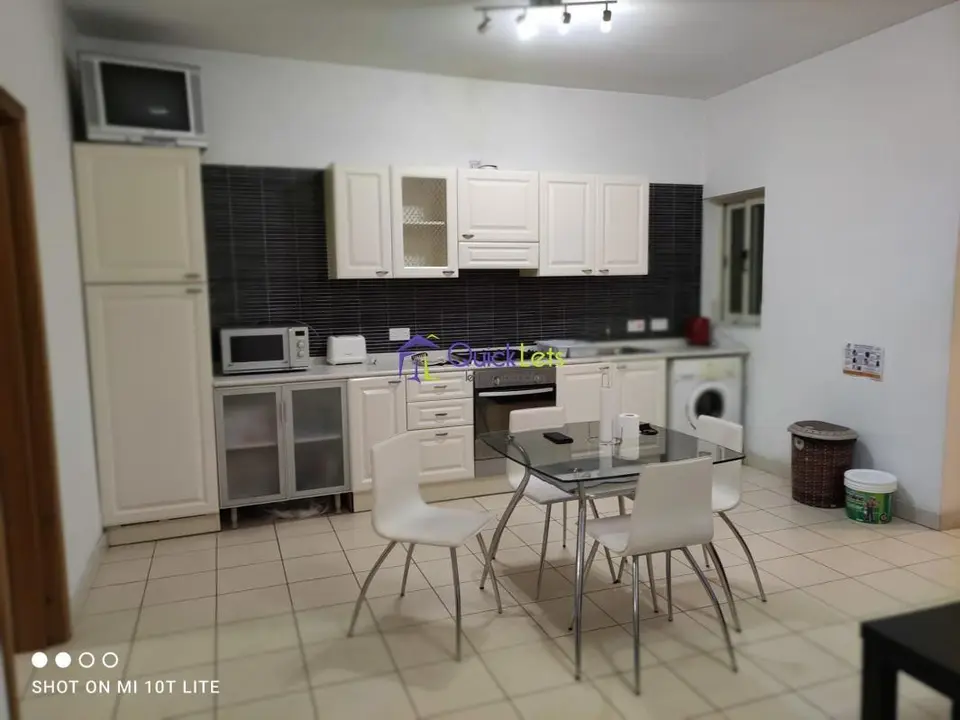 2 bedroom Apartment to rent in Gzira